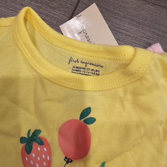 3 New girls tops - Picture 3 of 4